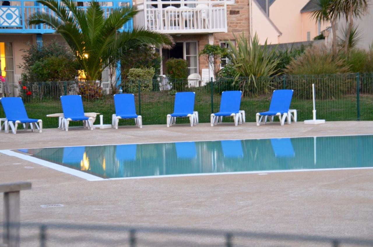 Vacances A L Ocean - T4 Grand Balcon Tout Confort - Wifi Et Parking Gratuits - Mer Plage Piscine A Environ 25 M - Centre Ville, Tous Commerces, Marche, Et Port A 10 Minutes A Pied En Longeant La Mer Guilvinec Esterno foto