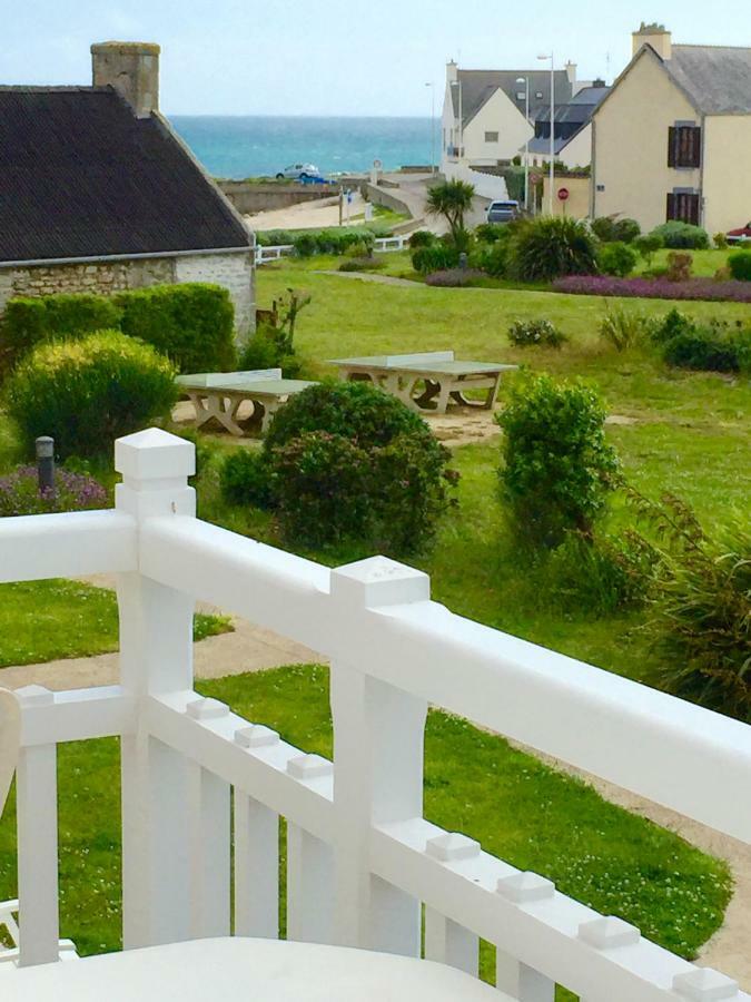 Vacances A L Ocean - T4 Grand Balcon Tout Confort - Wifi Et Parking Gratuits - Mer Plage Piscine A Environ 25 M - Centre Ville, Tous Commerces, Marche, Et Port A 10 Minutes A Pied En Longeant La Mer Guilvinec Esterno foto
