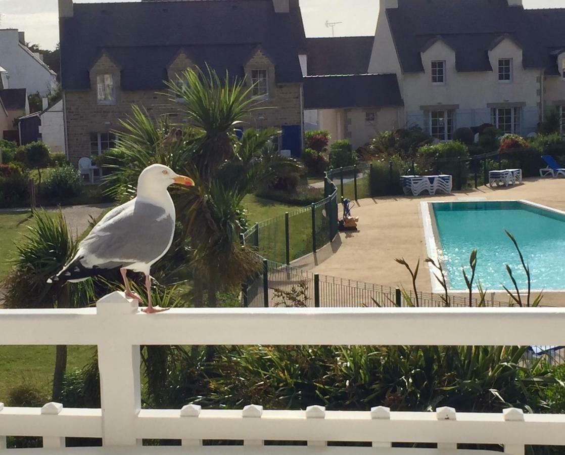 Vacances A L Ocean - T4 Grand Balcon Tout Confort - Wifi Et Parking Gratuits - Mer Plage Piscine A Environ 25 M - Centre Ville, Tous Commerces, Marche, Et Port A 10 Minutes A Pied En Longeant La Mer Guilvinec Esterno foto