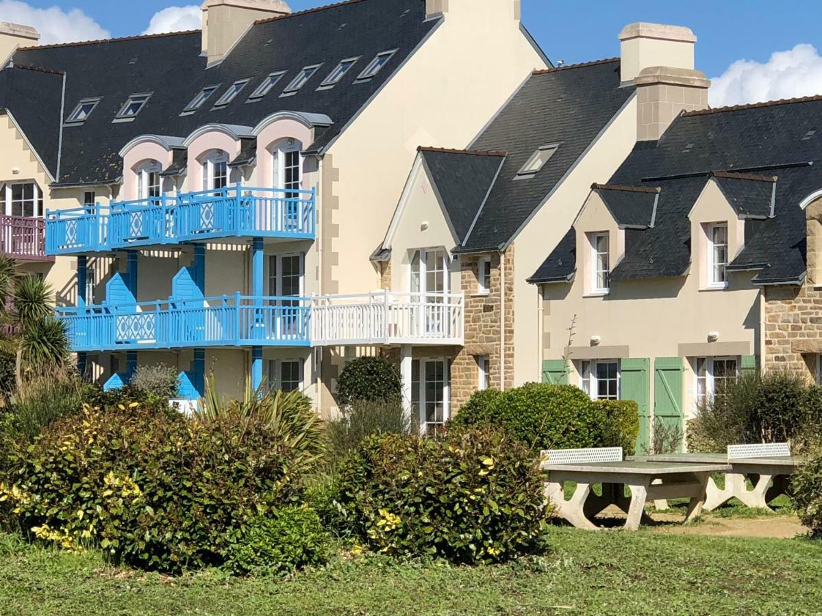 Vacances A L Ocean - T4 Grand Balcon Tout Confort - Wifi Et Parking Gratuits - Mer Plage Piscine A Environ 25 M - Centre Ville, Tous Commerces, Marche, Et Port A 10 Minutes A Pied En Longeant La Mer Guilvinec Esterno foto